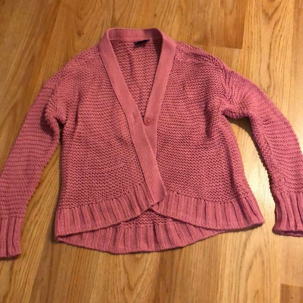 One button cardigan